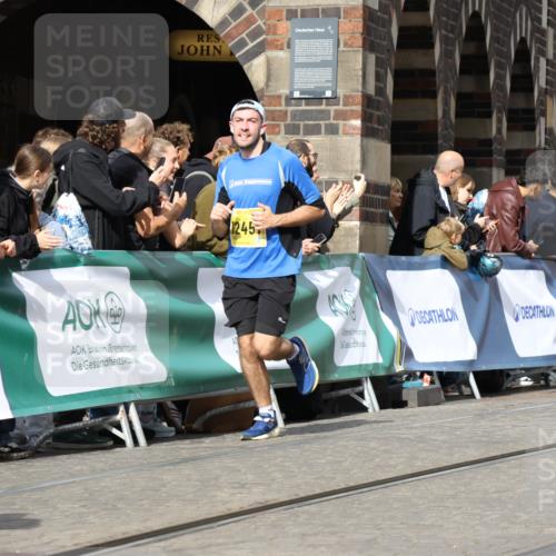 13.09.2026 - 21. swb-Marathon Bremen Strokosch-Dieckow http://msf.ph/oto/10375870 13.09.2026 11:02:49 Ziel 10153, 10154, 10273, 10274, 10278, 10338, 10738, 10885, 10915, 11137, 11261, 11505, 11508, 11526, 11554, 11662, 11853, 11886, 11890, 11945, 12169, 12252, 12429, 12489, 10185, 10715, 10731, 11095, 11313, 11564, 11697, 11730, 11785, 12247, 12421, 12432, 12448, 12465, 12483 meine-sportfotos.de
