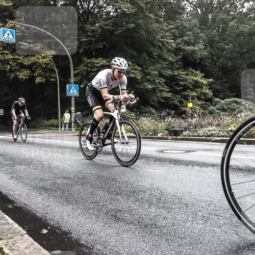 13.09.2026 - Stadtparktriathlon H.Heesch http://msf.ph/oto/10375886 13.09.2026 09:20:35 Radfahren 88, 92, 105, 112, 129, 130, 153 meine-sportfotos.de