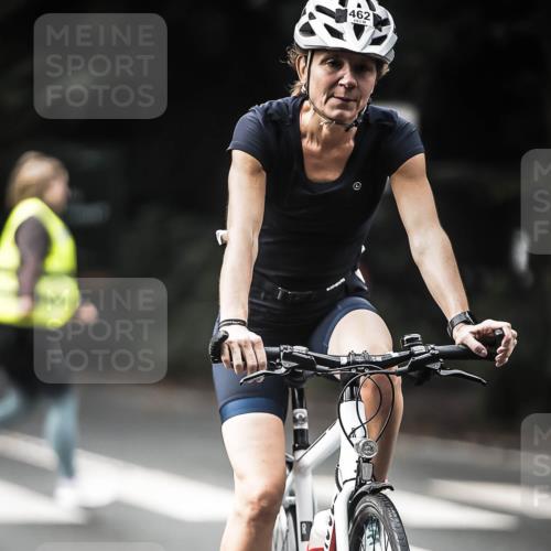 13.09.2026 - Stadtparktriathlon H.Heesch http://msf.ph/oto/10375891 13.09.2026 10:57:09 Radfahren 382, 415, 462, 480, 539, 540 meine-sportfotos.de