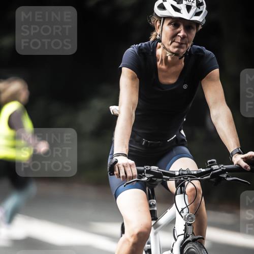 13.09.2026 - Stadtparktriathlon H.Heesch http://msf.ph/oto/10375898 13.09.2026 10:57:09 Radfahren 382, 415, 462, 480, 539, 540 meine-sportfotos.de