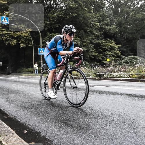 13.09.2026 - Stadtparktriathlon H.Heesch http://msf.ph/oto/10375913 13.09.2026 09:20:39 Radfahren 115, 129 meine-sportfotos.de
