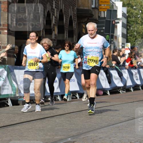 13.09.2026 - 21. swb-Marathon Bremen Strokosch-Dieckow http://msf.ph/oto/10375919 13.09.2026 11:02:51 Ziel 10153, 10154, 10273, 10274, 10278, 10338, 10738, 10885, 11137, 11261, 11505, 11508, 11526, 11554, 11662, 11890, 11945, 12154, 12169, 12252, 12429, 12489, 10185, 10715, 10731, 11095, 11313, 11697, 12421, 12432, 12448, 12465, 12483 meine-sportfotos.de