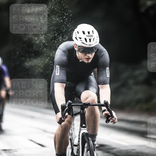 13.09.2026 - Stadtparktriathlon H.Heesch http://msf.ph/oto/10375923 13.09.2026 12:15:17 Radfahren 922, 1006, 1025, 1026, 1040, 1050, 1054, 1068 meine-sportfotos.de