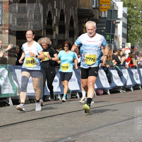 13.09.2026 - 21. swb-Marathon Bremen Strokosch-Dieckow http://msf.ph/oto/10375936 13.09.2026 11:02:51 Ziel 10153, 10154, 10273, 10274, 10278, 10338, 10738, 10885, 11137, 11261, 11505, 11508, 11526, 11554, 11662, 11890, 11945, 12154, 12169, 12252, 12429, 12489, 10185, 10715, 10731, 11095, 11313, 11697, 12421, 12432, 12448, 12465, 12483 meine-sportfotos.de