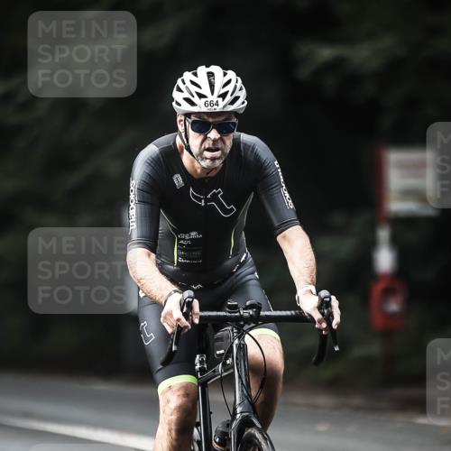 13.09.2026 - Stadtparktriathlon H.Heesch http://msf.ph/oto/10375970 13.09.2026 10:57:18 Radfahren 536, 539, 664 meine-sportfotos.de