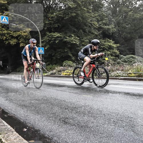13.09.2026 - Stadtparktriathlon H.Heesch http://msf.ph/oto/10376002 13.09.2026 09:21:41 Radfahren 76, 81, 84, 114, 194, 198 meine-sportfotos.de