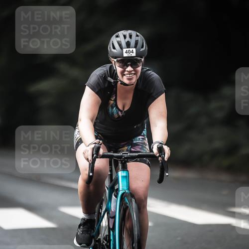13.09.2026 - Stadtparktriathlon H.Heesch http://msf.ph/oto/10376041 13.09.2026 10:57:27 Radfahren 404, 534, 536, 541, 559, 563 meine-sportfotos.de