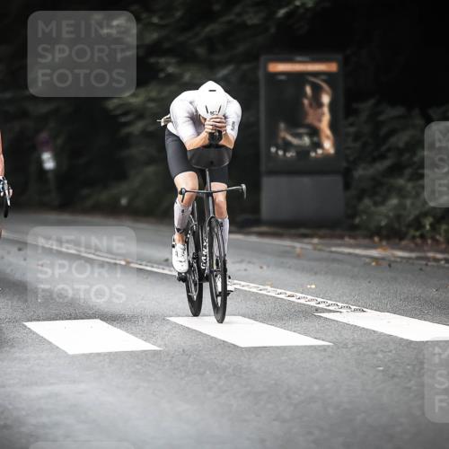 13.09.2026 - Stadtparktriathlon H.Heesch http://msf.ph/oto/10376082 13.09.2026 10:57:31 Radfahren 404, 512, 534, 541, 559, 563, 619 meine-sportfotos.de