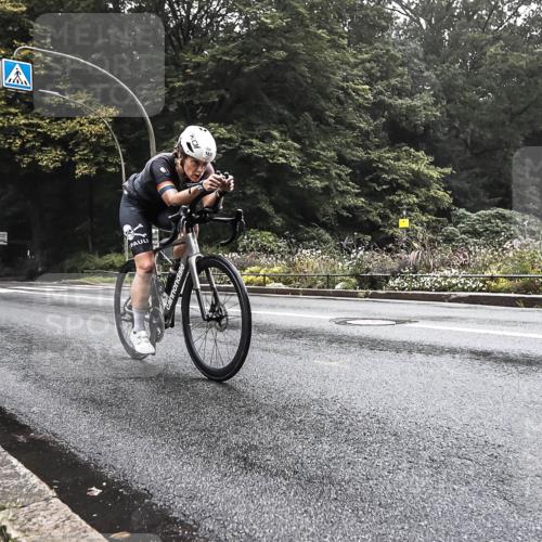 13.09.2026 - Stadtparktriathlon H.Heesch http://msf.ph/oto/10376121 13.09.2026 09:22:15 Radfahren 80, 125, 163, 177, 192 meine-sportfotos.de