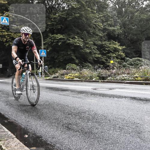 13.09.2026 - Stadtparktriathlon H.Heesch http://msf.ph/oto/10376157 13.09.2026 09:22:34 Radfahren 9, 118, 142 meine-sportfotos.de
