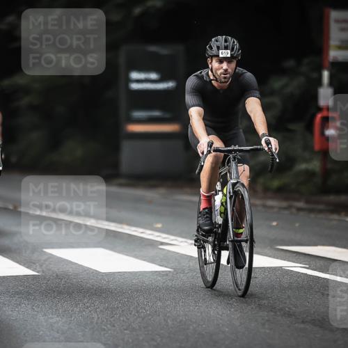 13.09.2026 - Stadtparktriathlon H.Heesch http://msf.ph/oto/10376158 13.09.2026 10:57:36 Radfahren 400, 512, 559, 560, 563, 619 meine-sportfotos.de