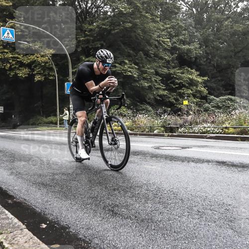 13.09.2026 - Stadtparktriathlon H.Heesch http://msf.ph/oto/10376188 13.09.2026 09:22:44 Radfahren 104, 117, 128, 147, 151, 161 meine-sportfotos.de