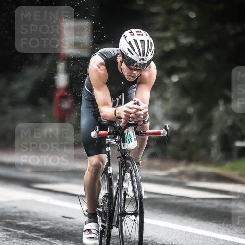 13.09.2026 - Stadtparktriathlon H.Heesch http://msf.ph/oto/10376189 13.09.2026 12:16:48 Radfahren 990, 1001, 1139 meine-sportfotos.de