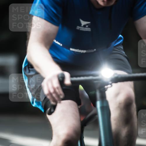 13.09.2026 - Stadtparktriathlon H.Heesch http://msf.ph/oto/10376234 13.09.2026 10:57:44 Radfahren 400, 476, 496, 503, 554, 560, 635 meine-sportfotos.de