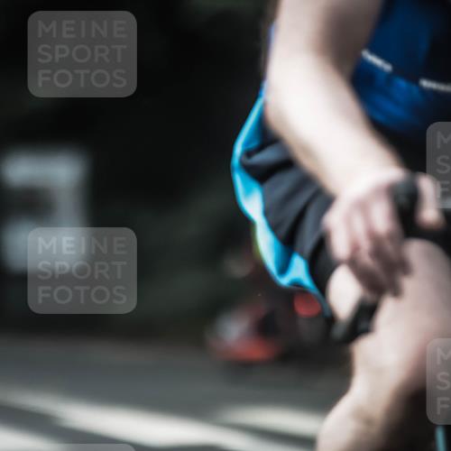 13.09.2026 - Stadtparktriathlon H.Heesch http://msf.ph/oto/10376238 13.09.2026 10:57:44 Radfahren 400, 476, 496, 503, 554, 560, 635 meine-sportfotos.de
