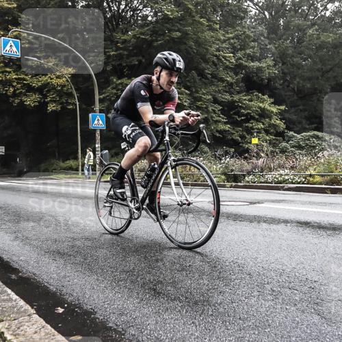 13.09.2026 - Stadtparktriathlon H.Heesch http://msf.ph/oto/10376243 13.09.2026 09:23:04 Radfahren 97, 120, 127, 188 meine-sportfotos.de