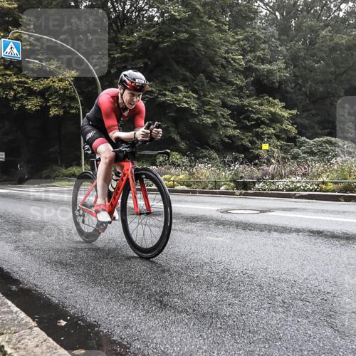 13.09.2026 - Stadtparktriathlon H.Heesch http://msf.ph/oto/10376276 13.09.2026 09:23:23 Radfahren 165, 176 meine-sportfotos.de
