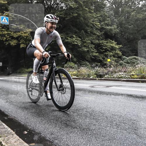 13.09.2026 - Stadtparktriathlon H.Heesch http://msf.ph/oto/10376284 13.09.2026 09:23:28 Radfahren 156 meine-sportfotos.de