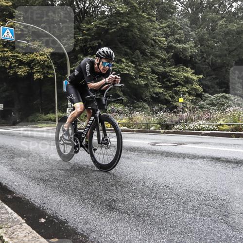 13.09.2026 - Stadtparktriathlon H.Heesch http://msf.ph/oto/10376313 13.09.2026 09:23:51 Radfahren 100, 107, 179 meine-sportfotos.de