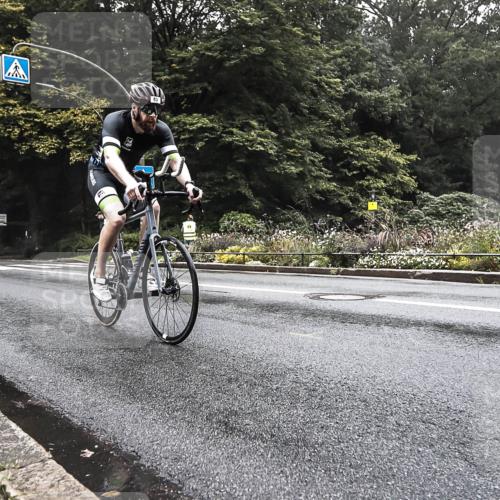 13.09.2026 - Stadtparktriathlon H.Heesch http://msf.ph/oto/10376363 13.09.2026 09:24:05 Radfahren 83, 116, 140, 205 meine-sportfotos.de
