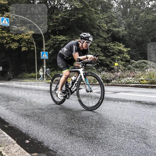 13.09.2026 - Stadtparktriathlon H.Heesch http://msf.ph/oto/10376391 13.09.2026 09:24:25 Radfahren 152, 166, 204 meine-sportfotos.de