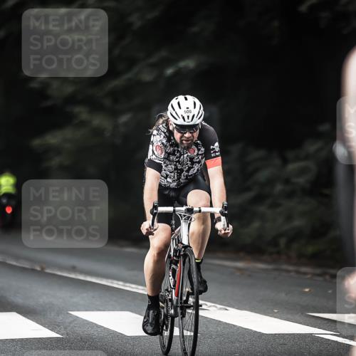 13.09.2026 - Stadtparktriathlon H.Heesch http://msf.ph/oto/10376422 13.09.2026 10:57:56 Radfahren 496, 508, 514, 590, 595, 597, 635, 702 meine-sportfotos.de