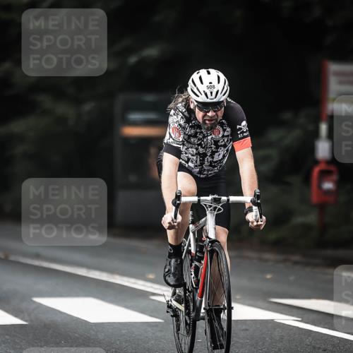 13.09.2026 - Stadtparktriathlon H.Heesch http://msf.ph/oto/10376434 13.09.2026 10:57:57 Radfahren 508, 514, 590, 595, 597, 702 meine-sportfotos.de