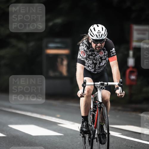 13.09.2026 - Stadtparktriathlon H.Heesch http://msf.ph/oto/10376436 13.09.2026 10:57:57 Radfahren 508, 514, 590, 595, 597, 702 meine-sportfotos.de
