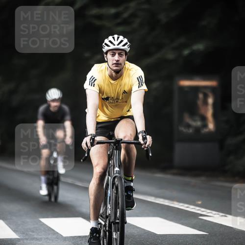 13.09.2026 - Stadtparktriathlon H.Heesch http://msf.ph/oto/10376465 13.09.2026 10:57:59 Radfahren 508, 514, 590, 595, 597, 702 meine-sportfotos.de