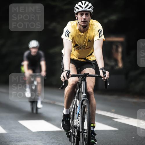 13.09.2026 - Stadtparktriathlon H.Heesch http://msf.ph/oto/10376475 13.09.2026 10:57:59 Radfahren 508, 514, 590, 595, 597, 702 meine-sportfotos.de
