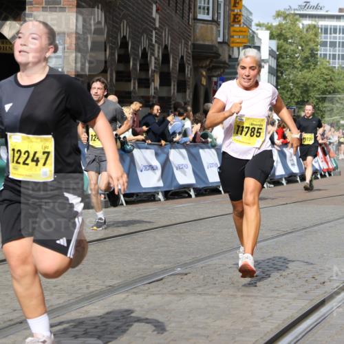 13.09.2026 - 21. swb-Marathon Bremen Strokosch-Dieckow http://msf.ph/oto/10376501 13.09.2026 11:03:02 Ziel 10190, 10296, 10633, 10783, 10945, 10954, 10955, 10985, 11096, 11107, 11261, 11508, 11554, 11564, 11662, 11701, 11719, 11730, 11776, 11785, 11945, 12071, 12154, 12247, 12252, 12429, 12451, 12489, 10150, 10195, 10237, 10528, 10531, 10598, 10715, 10727, 10959, 11070, 11493, 11676, 11830, 11836, 12068, 12214, 12421, 12432, 12483 meine-sportfotos.de