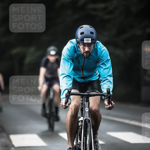 13.09.2026 - Stadtparktriathlon H.Heesch http://msf.ph/oto/10376513 13.09.2026 10:58:01 Radfahren 378, 508, 514, 590, 595, 597, 702 meine-sportfotos.de