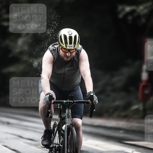 13.09.2026 - Stadtparktriathlon H.Heesch http://msf.ph/oto/10376536 13.09.2026 12:17:34 Radfahren 1030, 1043, 1053, 1141, 1150 meine-sportfotos.de