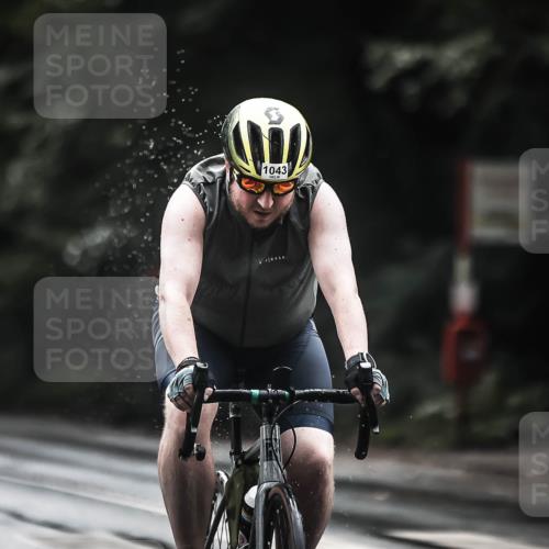 13.09.2026 - Stadtparktriathlon H.Heesch http://msf.ph/oto/10376542 13.09.2026 12:17:34 Radfahren 1030, 1043, 1053, 1141, 1150 meine-sportfotos.de