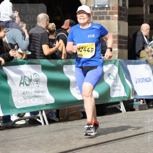 13.09.2026 - 21. swb-Marathon Bremen Strokosch-Dieckow http://msf.ph/oto/10376546 13.09.2026 11:03:05 Ziel 10190, 10296, 10633, 10783, 10945, 10954, 10955, 10985, 11096, 11107, 11261, 11564, 11662, 11701, 11719, 11730, 11776, 11785, 12071, 12154, 12247, 12429, 12451, 12465, 10092, 10150, 10195, 10237, 10528, 10531, 10598, 10724, 10727, 10959, 11070, 11493, 11676, 11830, 11836, 12068, 12184, 12185, 12214 meine-sportfotos.de