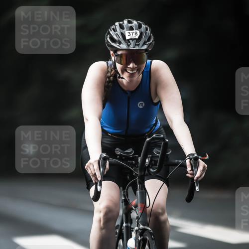 13.09.2026 - Stadtparktriathlon H.Heesch http://msf.ph/oto/10376569 13.09.2026 10:58:06 Radfahren 378, 488, 514, 590, 595 meine-sportfotos.de
