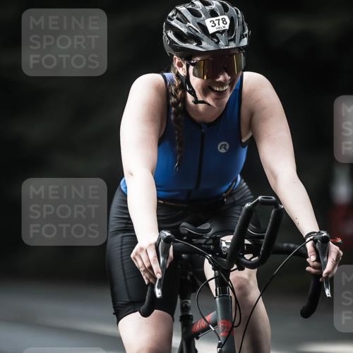 13.09.2026 - Stadtparktriathlon H.Heesch http://msf.ph/oto/10376577 13.09.2026 10:58:07 Radfahren 378, 488, 514, 590, 595 meine-sportfotos.de