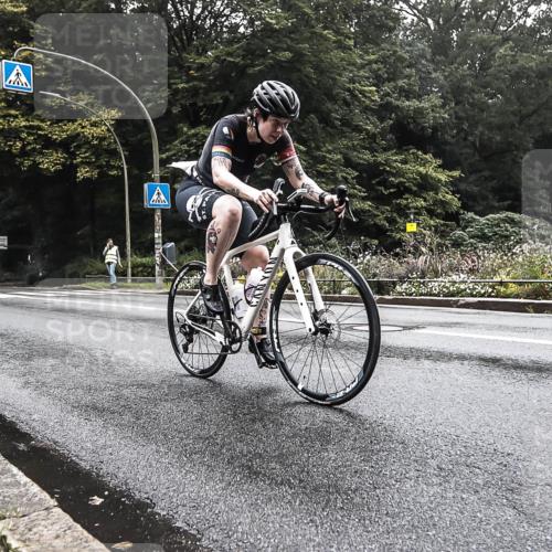 13.09.2026 - Stadtparktriathlon H.Heesch http://msf.ph/oto/10376599 13.09.2026 09:26:44 Radfahren 96, 181, 209 meine-sportfotos.de