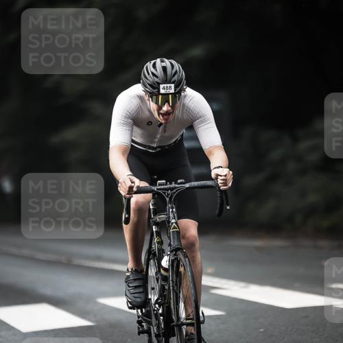 13.09.2026 - Stadtparktriathlon H.Heesch http://msf.ph/oto/10376603 13.09.2026 10:58:09 Radfahren 378, 488, 528 meine-sportfotos.de