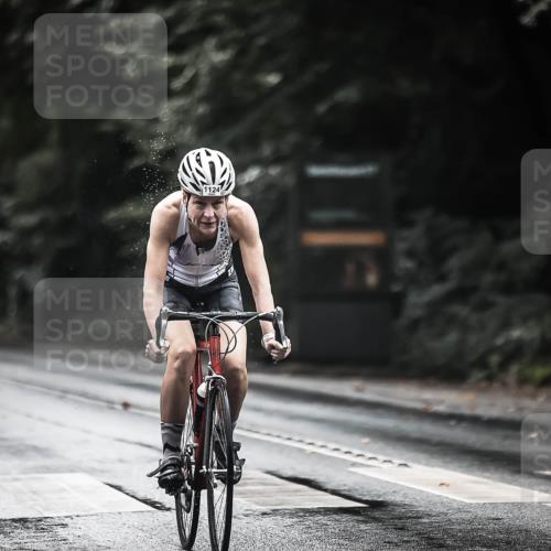 13.09.2026 - Stadtparktriathlon H.Heesch http://msf.ph/oto/10376615 13.09.2026 12:17:41 Radfahren 841, 1016, 1053, 1124, 1141 meine-sportfotos.de
