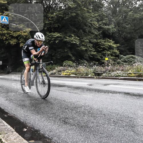 13.09.2026 - Stadtparktriathlon H.Heesch http://msf.ph/oto/10376641 13.09.2026 09:27:09 Radfahren 82, 88 meine-sportfotos.de
