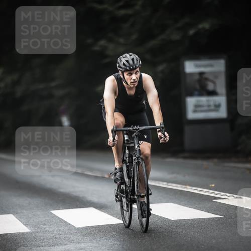 13.09.2026 - Stadtparktriathlon H.Heesch http://msf.ph/oto/10376654 13.09.2026 10:58:13 Radfahren 488, 528, 644 meine-sportfotos.de