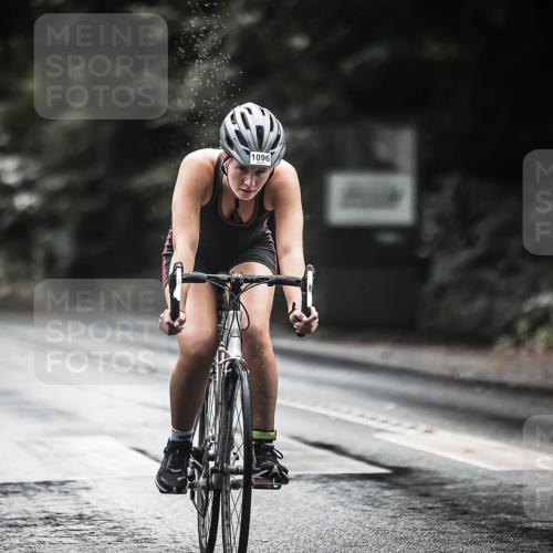 13.09.2026 - Stadtparktriathlon H.Heesch http://msf.ph/oto/10376705 13.09.2026 12:17:49 Radfahren 841, 964, 1000, 1096 meine-sportfotos.de