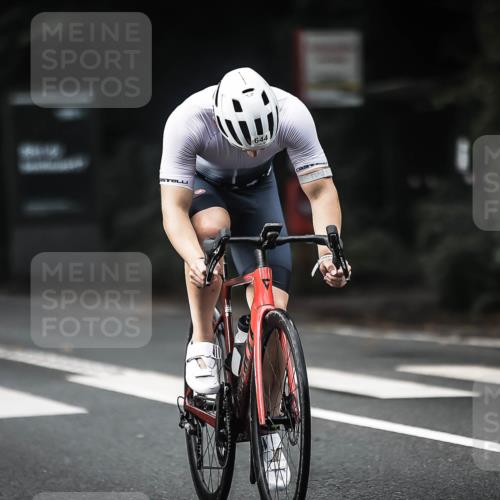 13.09.2026 - Stadtparktriathlon H.Heesch http://msf.ph/oto/10376706 13.09.2026 10:58:18 Radfahren 528, 644 meine-sportfotos.de