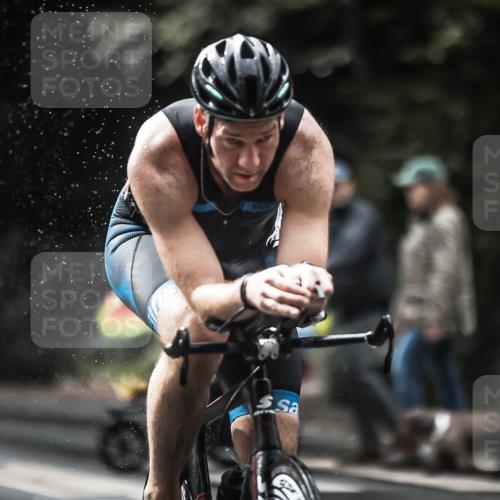 13.09.2026 - Stadtparktriathlon H.Heesch http://msf.ph/oto/10376738 13.09.2026 12:17:54 Radfahren 964, 1000, 1096 meine-sportfotos.de