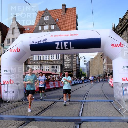 13.09.2026 - 21. swb-Marathon Bremen Tim E. http://msf.ph/oto/10376742 13.09.2026 13:12:50 Ziel 899, 1517, 2362, 2480, 3054, 4560, 4879, 5416, 6796, 7328, 8981, 9775, 9803 meine-sportfotos.de