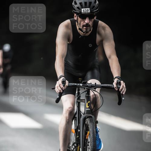 13.09.2026 - Stadtparktriathlon H.Heesch http://msf.ph/oto/10376761 13.09.2026 10:58:25 Radfahren 386, 422, 639, 686 meine-sportfotos.de