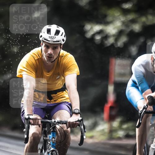 13.09.2026 - Stadtparktriathlon H.Heesch http://msf.ph/oto/10376794 13.09.2026 12:18:06 Radfahren 962, 1027, 1036, 1073 meine-sportfotos.de