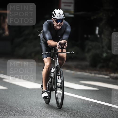 13.09.2026 - Stadtparktriathlon H.Heesch http://msf.ph/oto/10376817 13.09.2026 10:58:28 Radfahren 386, 422, 430, 461, 603, 633, 639, 686 meine-sportfotos.de