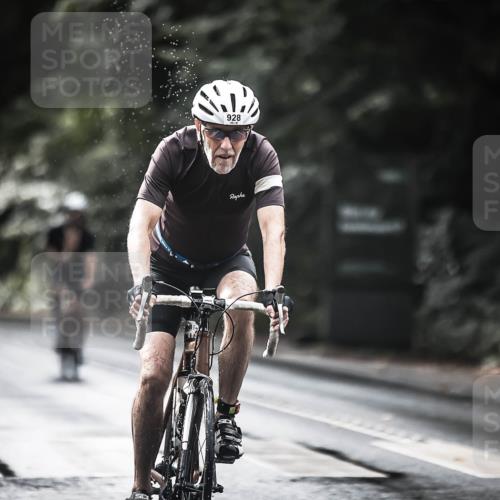 13.09.2026 - Stadtparktriathlon H.Heesch http://msf.ph/oto/10376835 13.09.2026 12:18:14 Radfahren 928, 981, 1036, 1073, 1089 meine-sportfotos.de